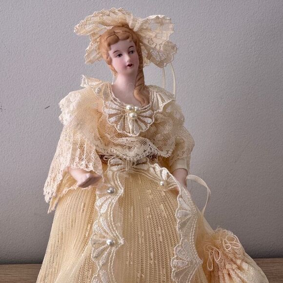 Donaldsons Vintage 10.5" Doll Unused in Box - Picture 5 of 7